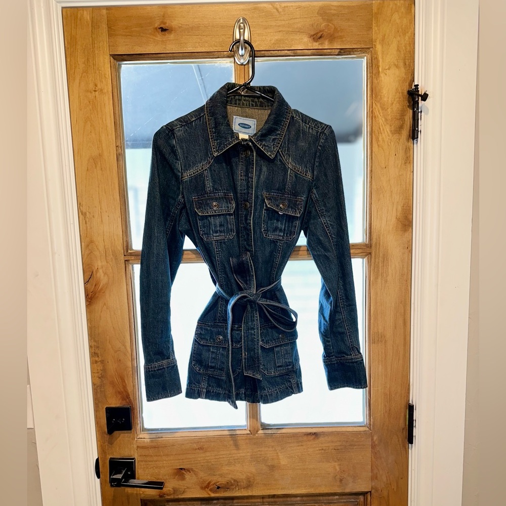 Small long sleeve denim dress with tie belt